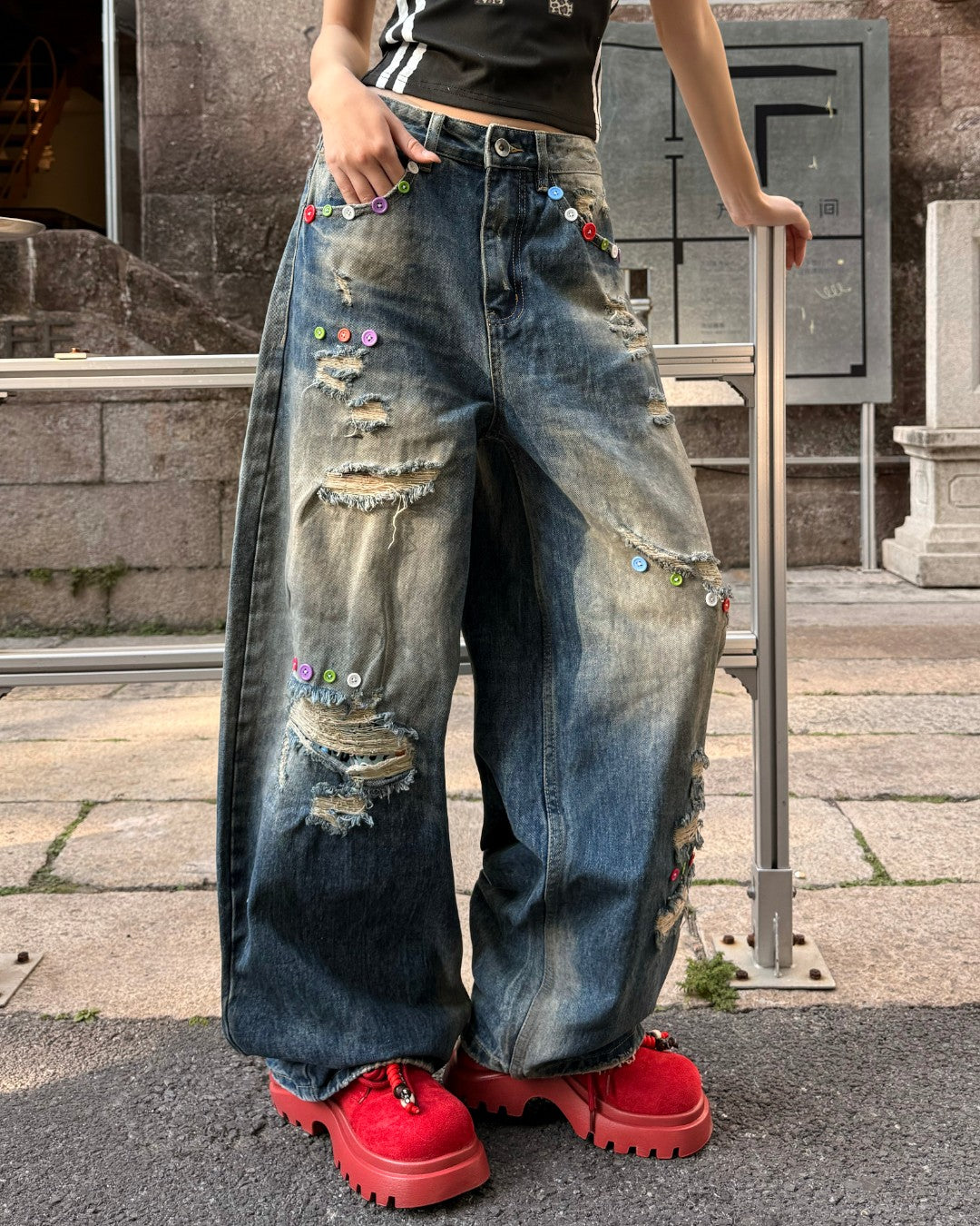 STEP BLOCK MT081 Vintage Mud-Washed Multi-Patch Baggy Jeans