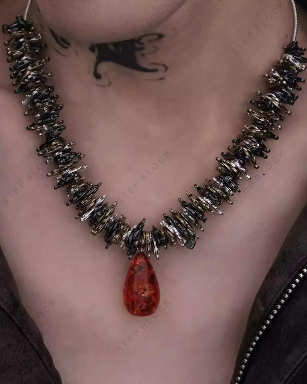 STEP BLOCK-Accessories Necklaces AC009