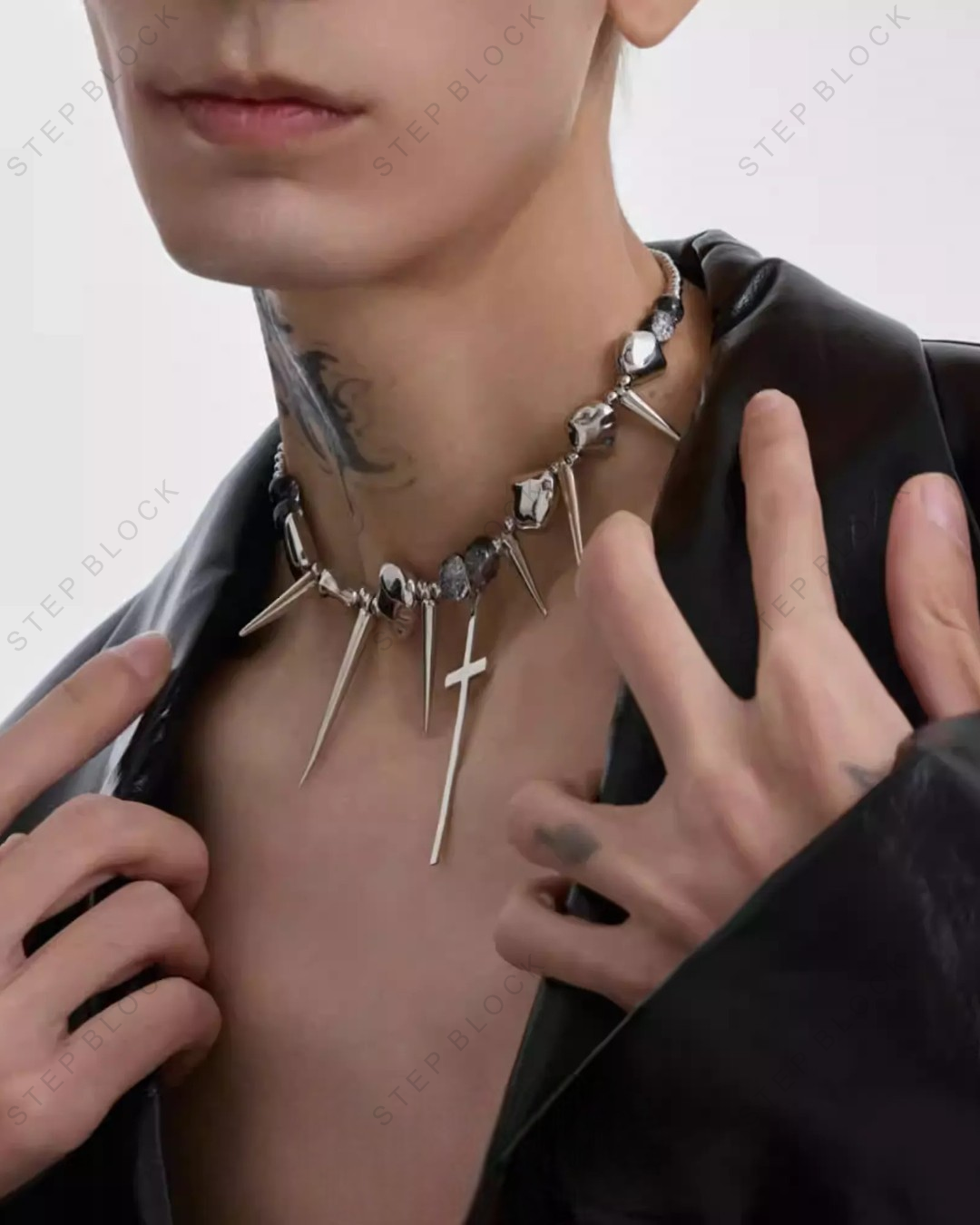 STEP BLOCK-Accessories Necklaces AC009