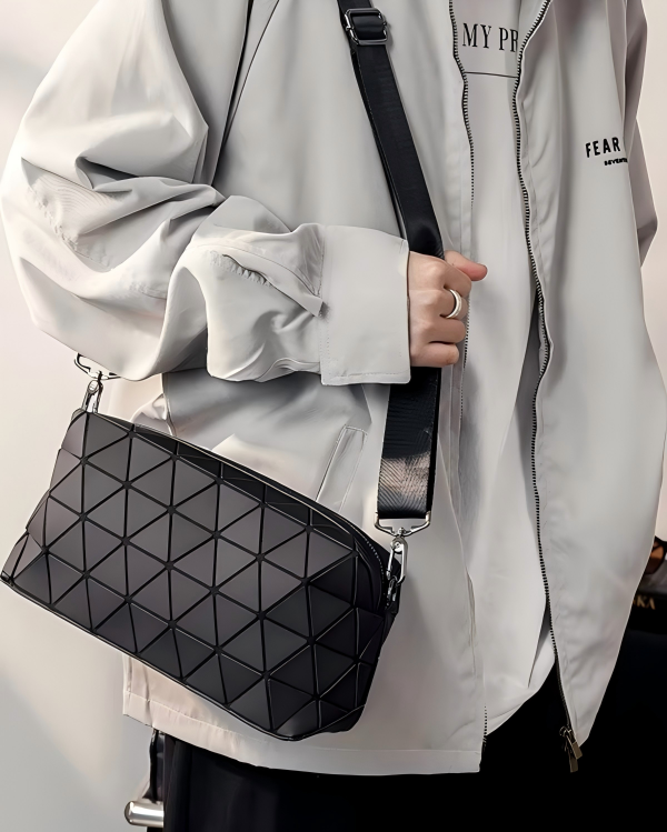 STEP BLOCK Ac084 Geometric Diamond Crossbody Bag
